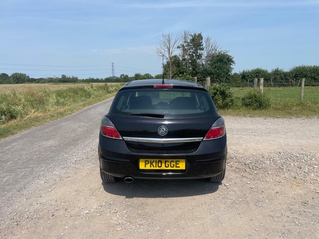 Vauxhall Astra 1.6I 16V Sxi Black #6