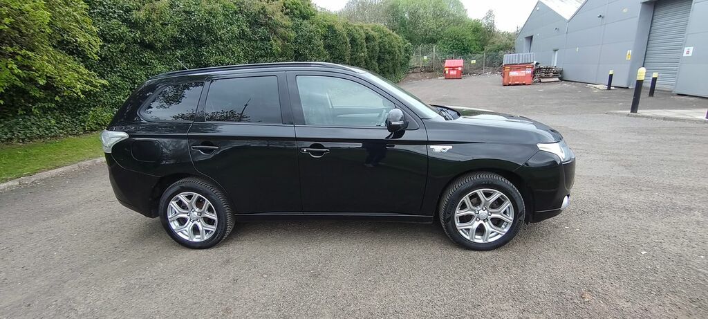 Mitsubishi Outlander 2.0H 12Kwh Gx3h Suv Plug-in Hybrid Cvt FP65TZE Black #6