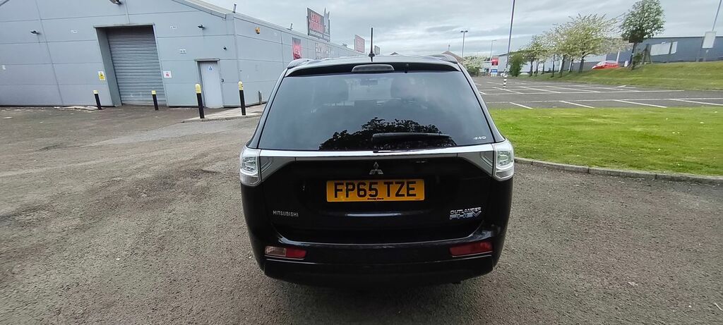 Mitsubishi Outlander 2.0H 12Kwh Gx3h Suv Plug-in Hybrid Cvt FP65TZE Black #4