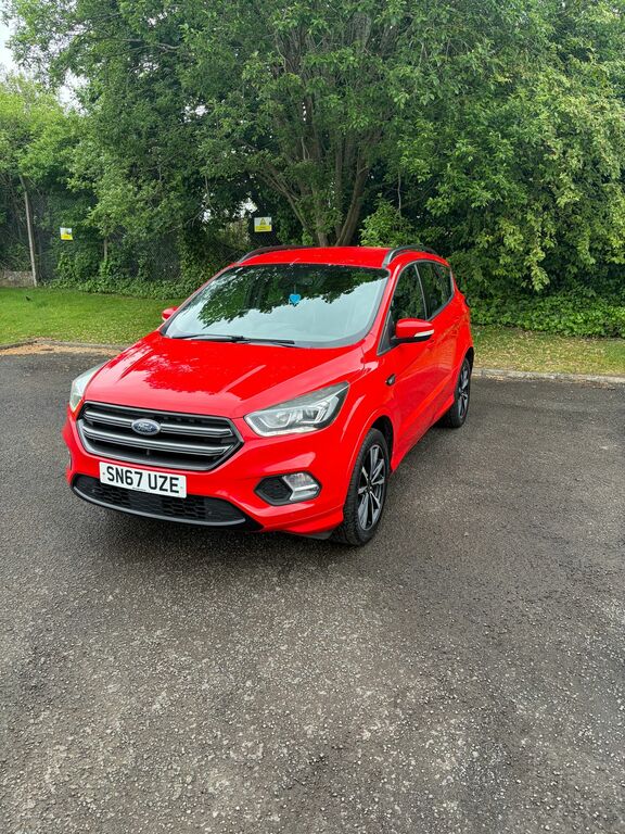 Ford Kuga 1.5 Tdci St-line Suv Euro 6 Ss Red