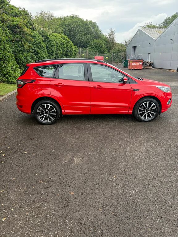 Ford Kuga 1.5 Tdci St-line Suv Euro 6 Ss SN67UZE Red #6