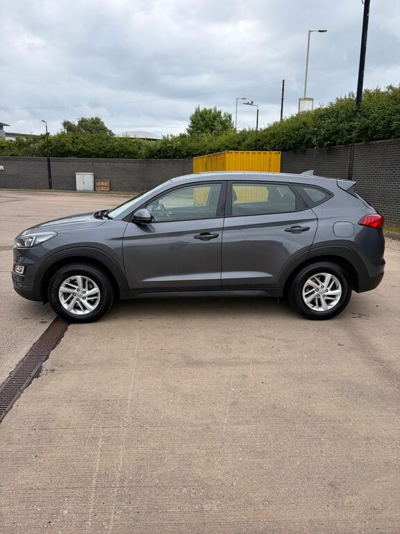 Hyundai Tucson 1.6 Gdi S Connect Suv Euro 6 S SV68XVZ Grey #3