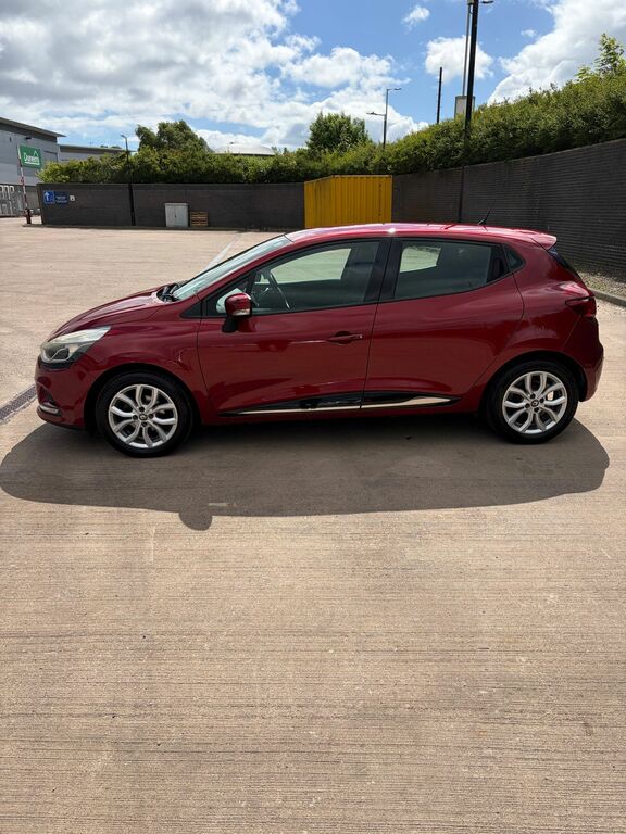 Renault Clio 0.9 Tce Dynamique Nav Hatchback Red #3