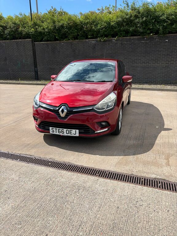 Renault Clio 0.9 Tce Dynamique Nav Hatchback Red