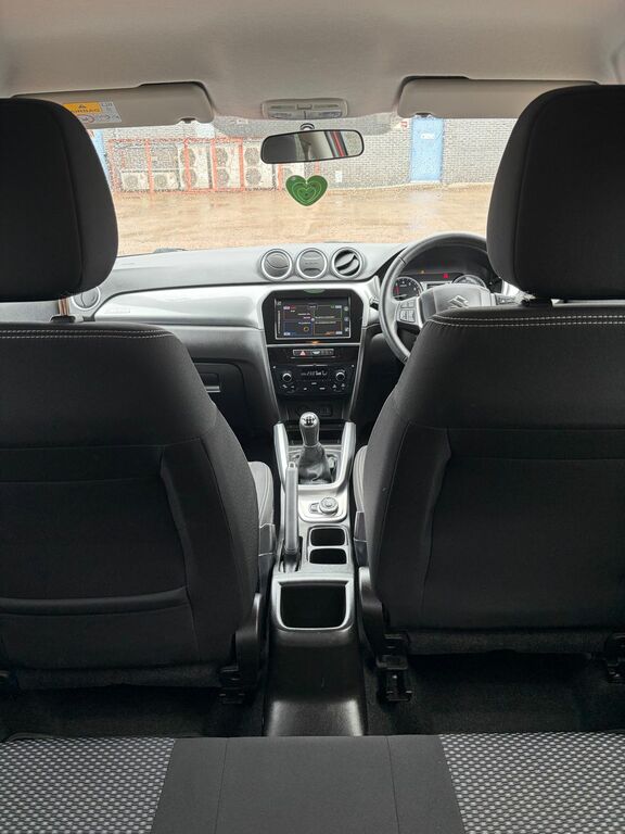 Suzuki Vitara Hatchback Black #9