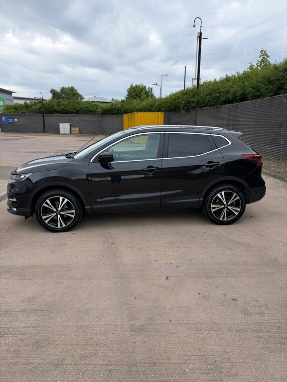 Nissan Qashqai 1.5 Dci N-connecta Suv Euro 6 S Black #2