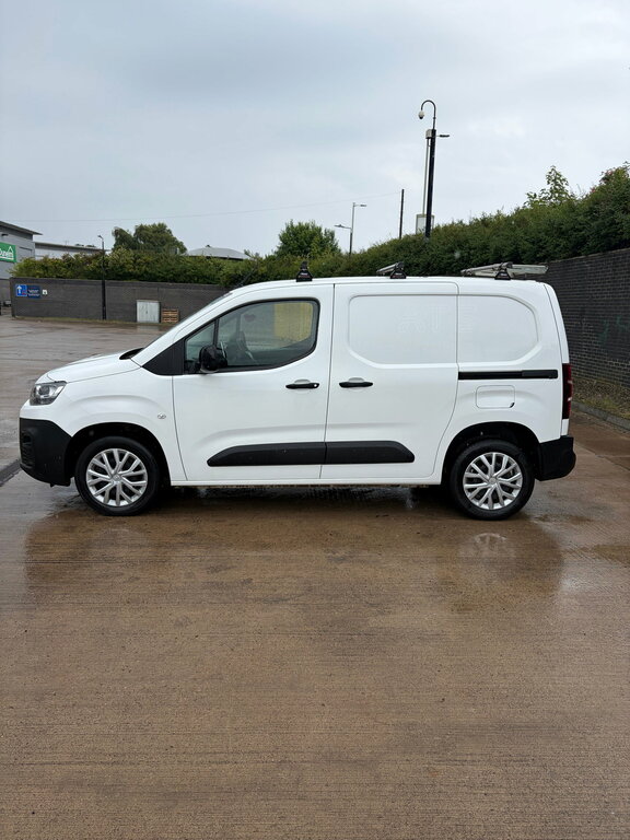 Citroen Berlingo 1.5 Bluehdi 1000 Enterprise M Pro Panel Van Di White #2