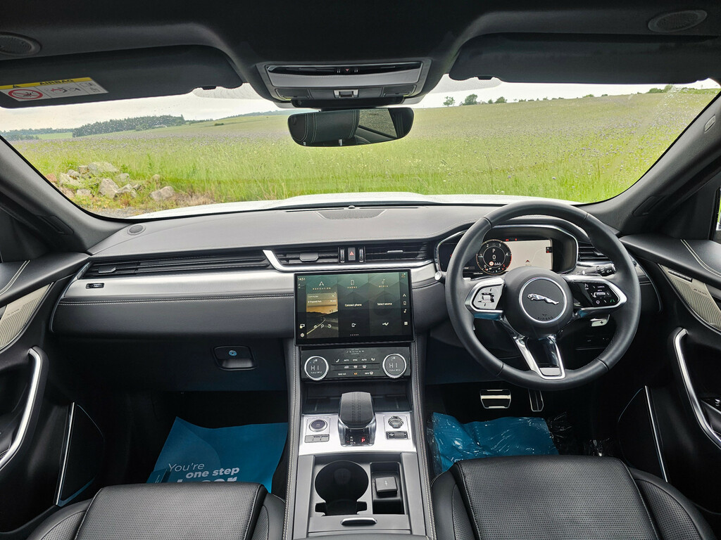 Jaguar F-Pace R-dynamic Se Blk D Mhev 08 06 2023 White #6