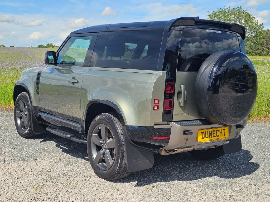 Land Rover Defender 90 X-dynamic Se White #14