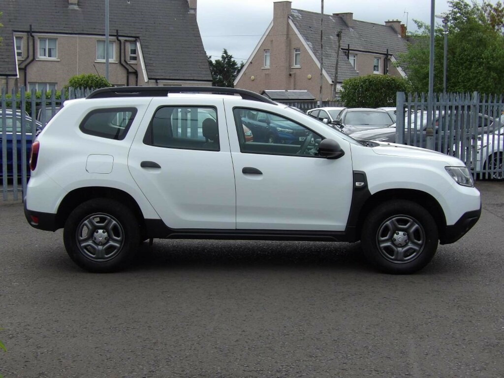 Dacia Duster Essential Tce 4X2 White