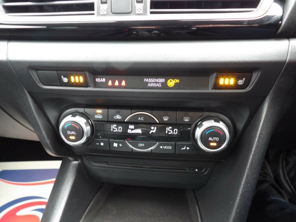 Mazda 3 2.0 Skyactiv-g Sport Nav Black #24