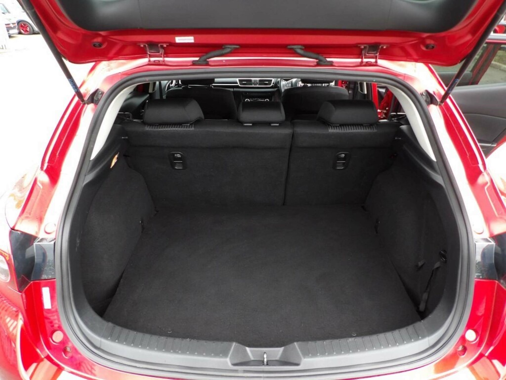 Mazda 3 2.0 Skyactiv-g Sport Nav Black #18