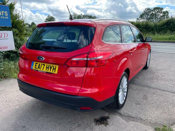 Ford Focus 1.5 Tdci Titanium X Euro 6 Ss EA17HYH Red #4