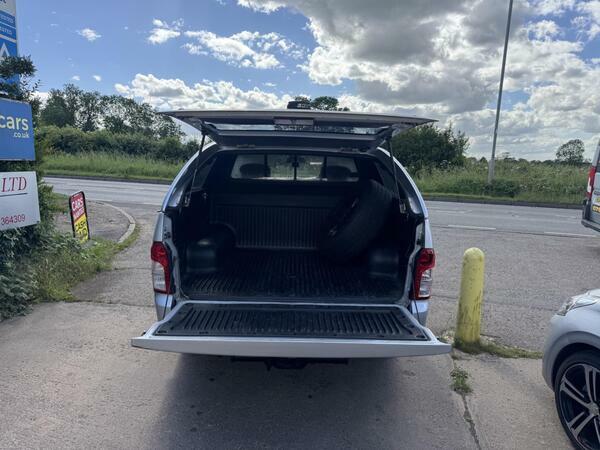SsangYong Musso Se Black #35