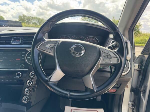SsangYong Musso Se Black #17