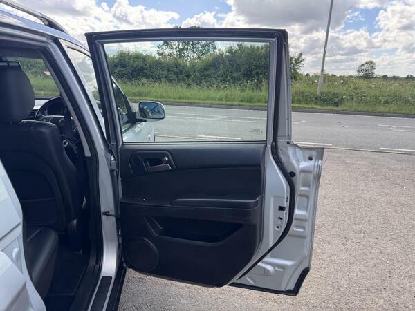 SsangYong Musso Se Black #43