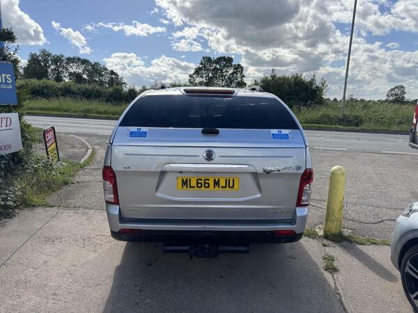 SsangYong Musso Se Black #7