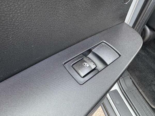 SsangYong Musso Se Black #44