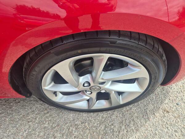 Vauxhall Adam 1.2I Ecoflex Energised Hatchback #28
