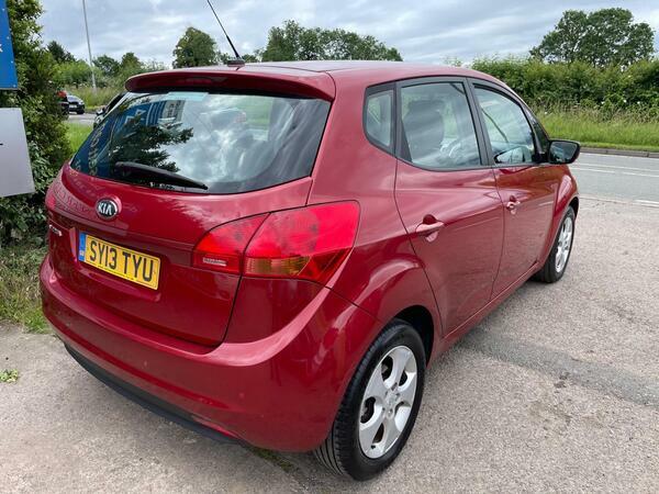 Kia Venga 1.6 2 Euro 5 Red #3