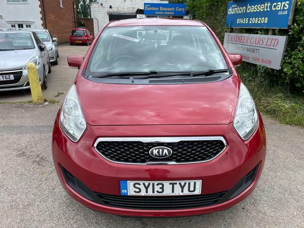 Kia Venga 1.6 2 Euro 5 Red #6