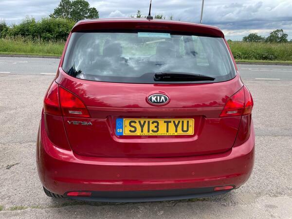 Kia Venga 1.6 2 Euro 5 Red #5