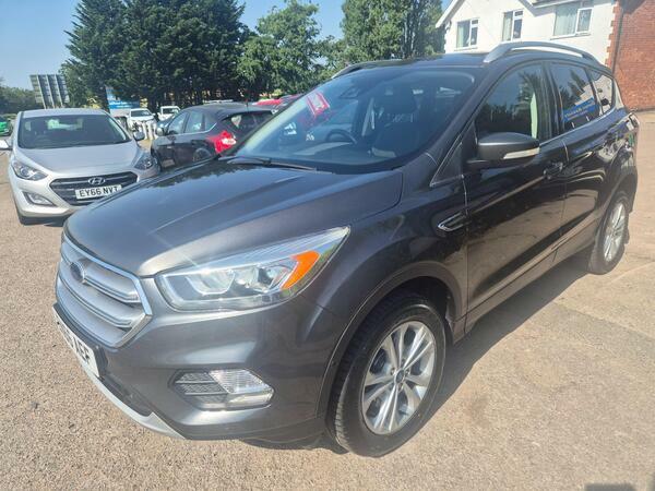 Ford Kuga 2.0 Tdci Titanium Powershift Awd Euro 6 Ss Grey #3