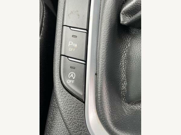 Hyundai I30  Beige #30