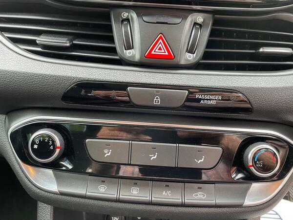 Hyundai I30  Beige #25