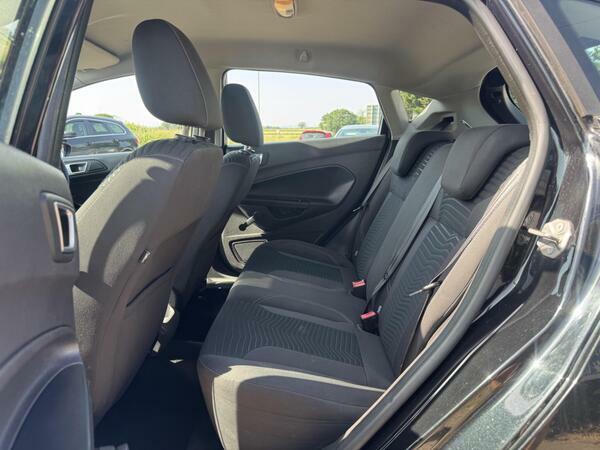 Ford Fiesta Fiesta Zetec White #23