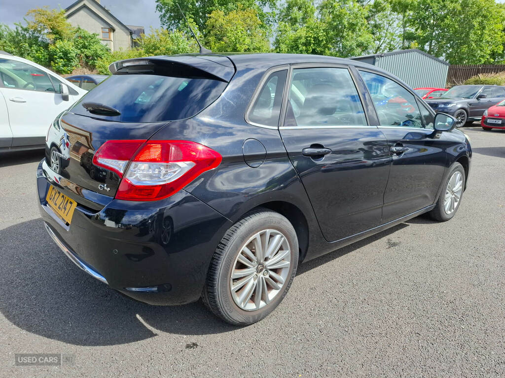 Citroen C4 1.6 Hdi 110 Vtr Black #6