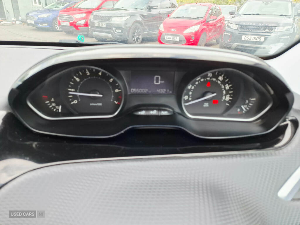 Peugeot 208 Active Blue #14