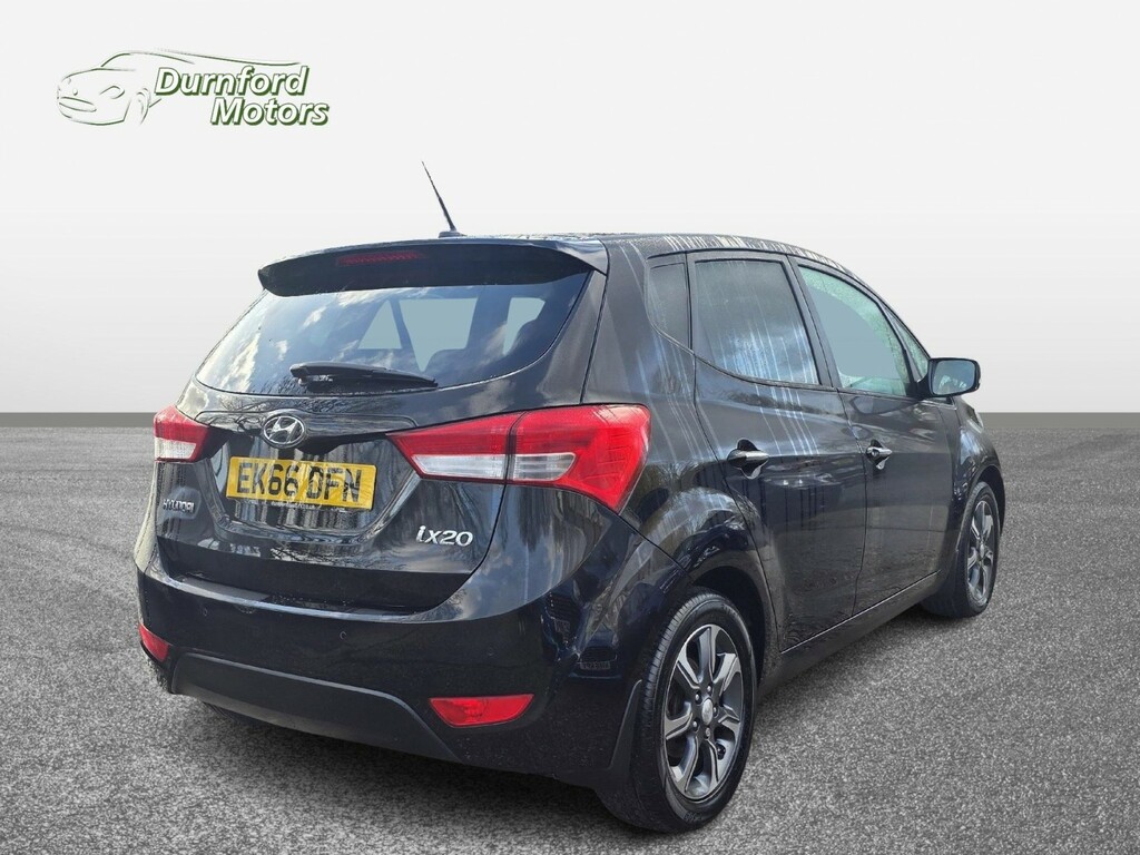Hyundai Ix20 1.4 Ix20 Premium 1.4 Bd EK66DFN Black #4