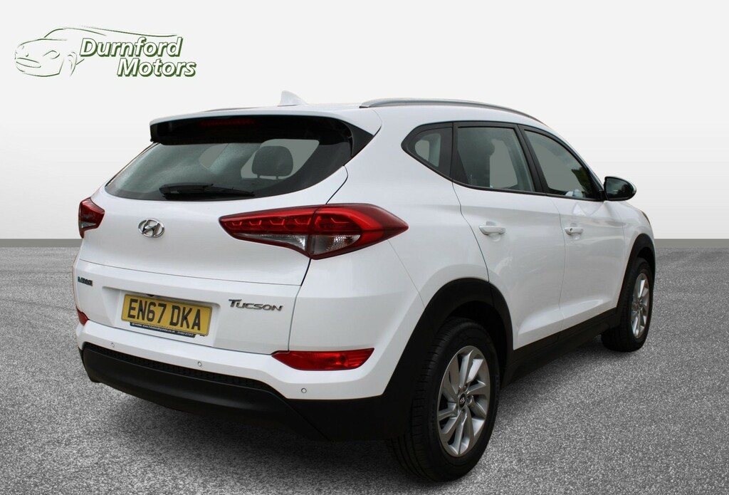 Hyundai Tucson Suv 1.7 Tucson Se Nav 1.7 D 116Ps Bd Fss 201767 White #4
