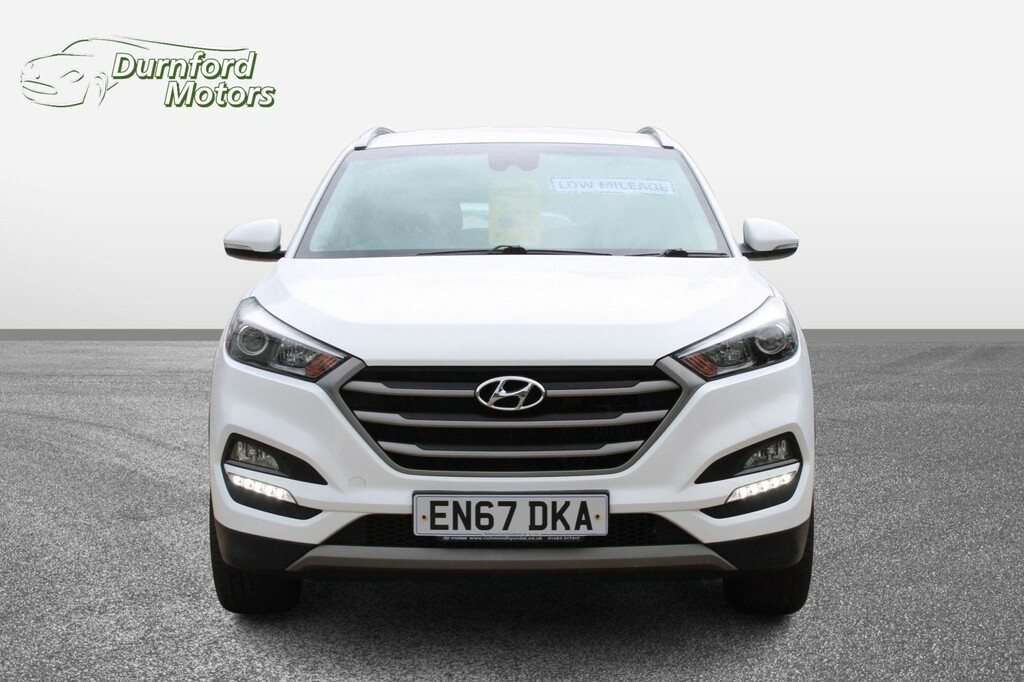Hyundai Tucson 1.7 Tucson Se Nav 1.7 D 116Ps Bd Fss White #2