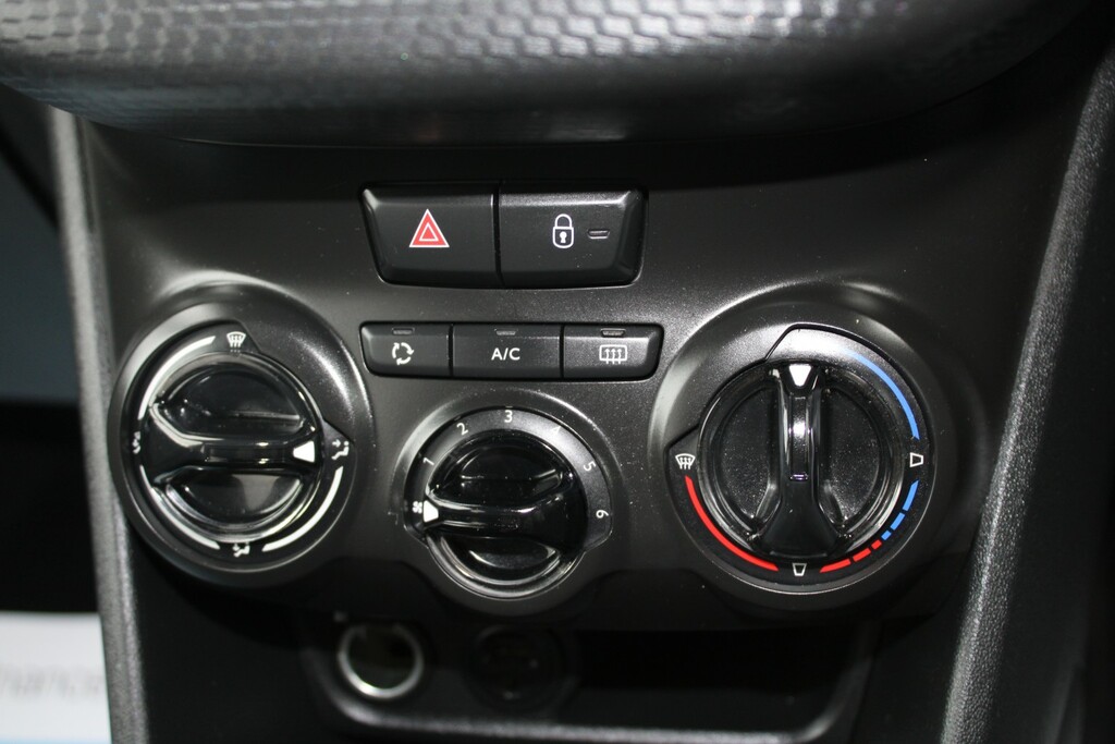 Peugeot 208 1.2 Puretech Active 82 Bhp Grey #15