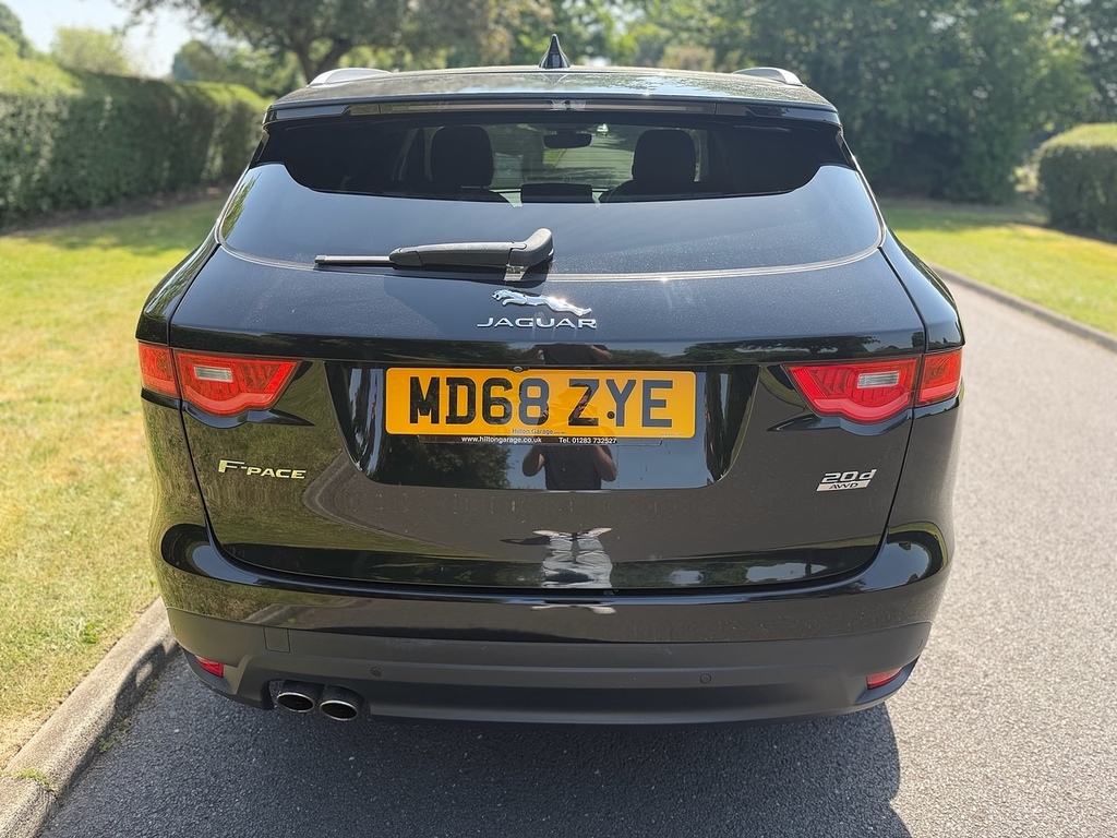 Jaguar F-Pace D180 Prestige U3489 Ulez MD68ZYE Black #5