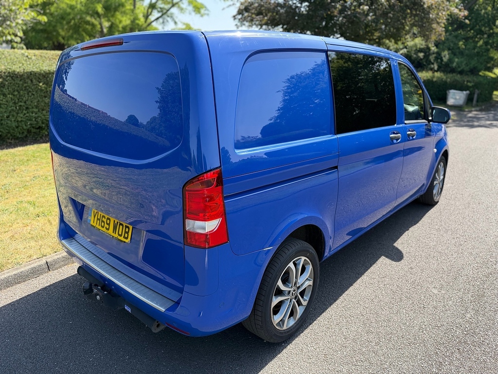Mercedes-Benz Vito 114 Cdi Pure U3079 Ulez YH69WOB Blue #3