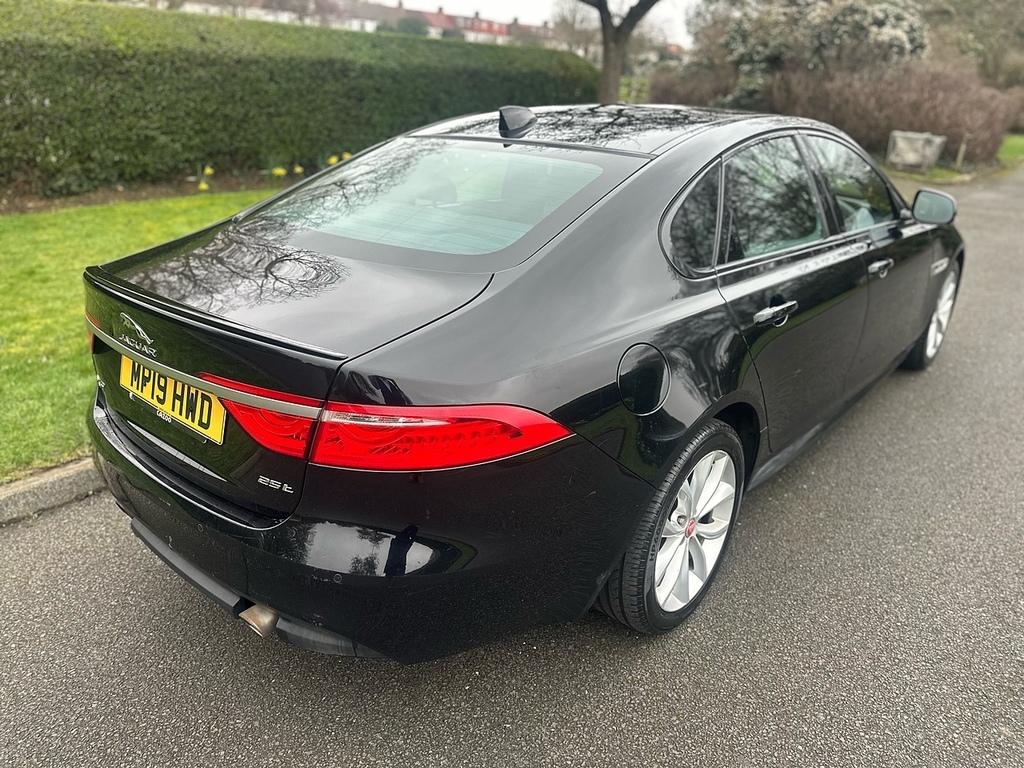Jaguar XF I R-sport U3287 Ulez Black #3