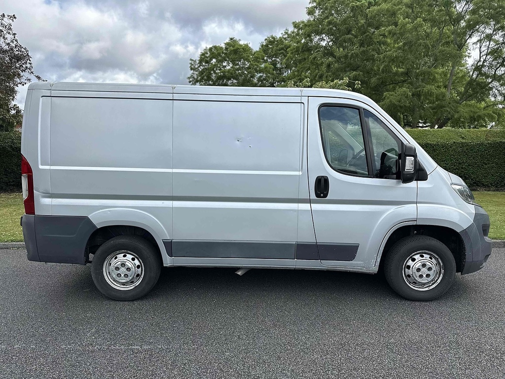 Citroen Relay Bluehdi 33 Enterprise U1944 Ulez Silver #2