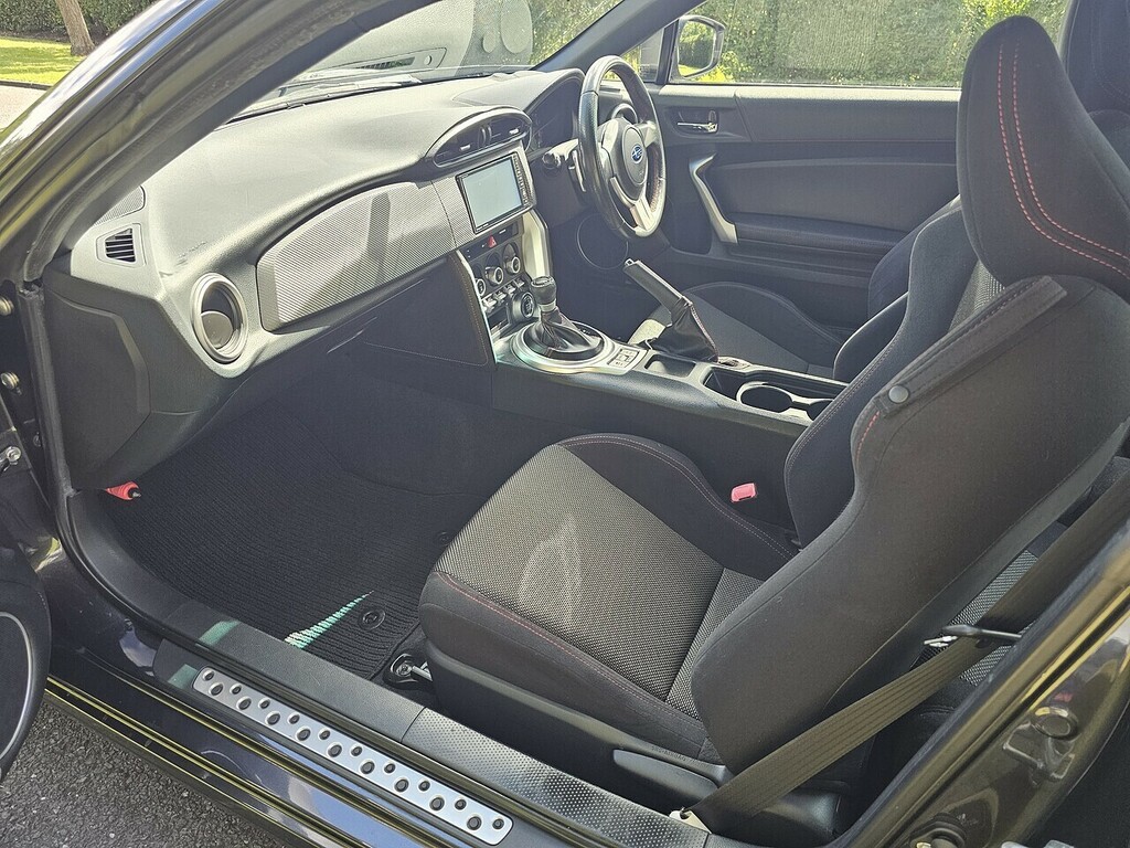 Subaru BRZ Coupe White #16