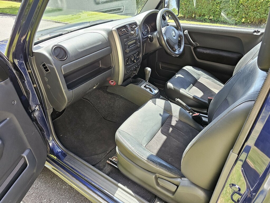 Suzuki Jimny  Black #13