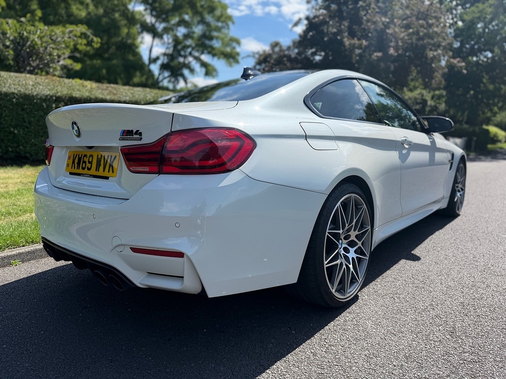 BMW M4 Biturbo Competition U3549 Ulez White #4