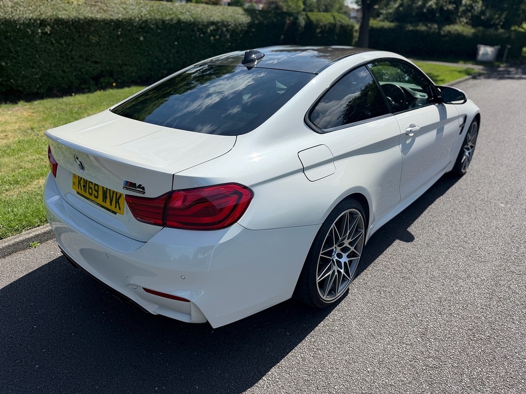 BMW M4 Biturbo Competition U3549 Ulez White #3