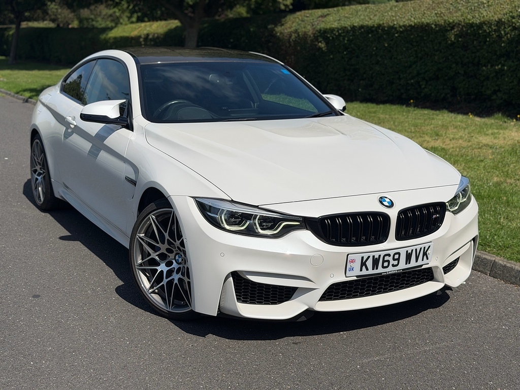 BMW M4 Biturbo Competition U3549 Ulez White