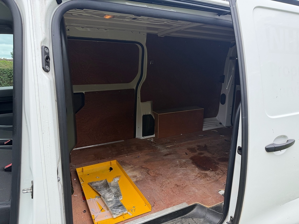 Citroen Dispatch 1400 2.0 Bluehdi 120Driver Short Wheelbase L1h1 L White #21