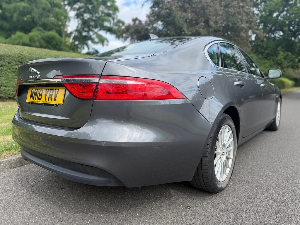 Jaguar XF D Prestige U3559 Ulez Grey #4