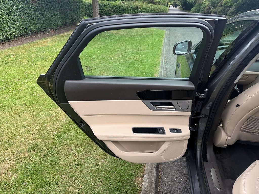 Jaguar XF 2.0I 250 Portfolio Grey #31