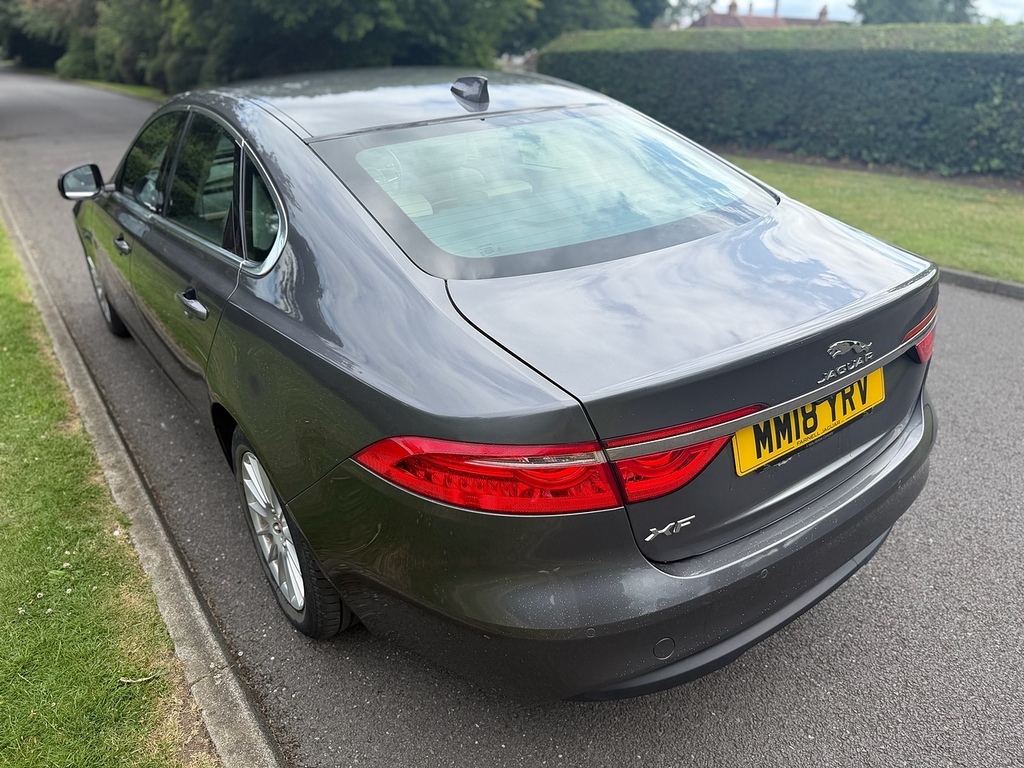 Jaguar XF 2.0I 250 Portfolio Grey #8