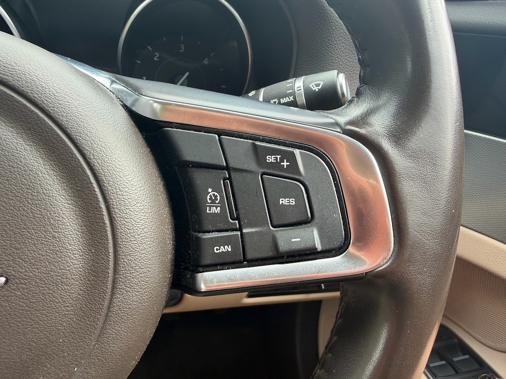 Jaguar XF 2.0I 250 Portfolio Grey #44